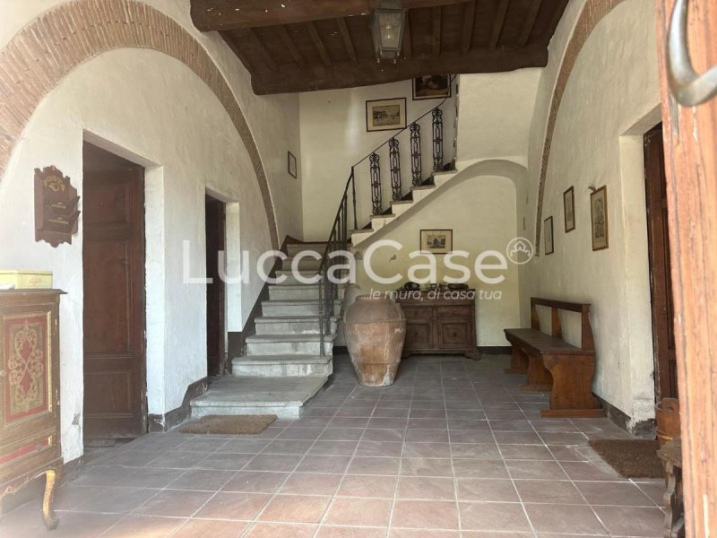 Villa in Borgo a Mozzano