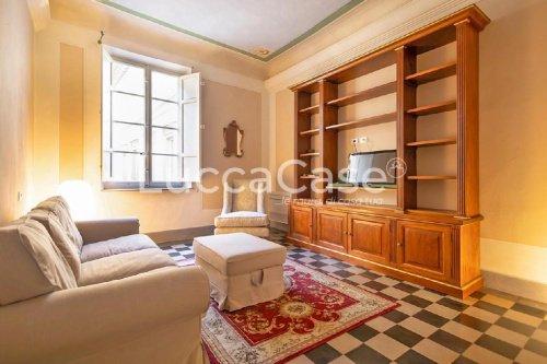Apartamento em Lucca
