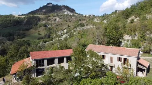 Hus på landet i Montechiaro d'Acqui