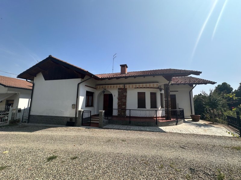 House in Rivalta Bormida