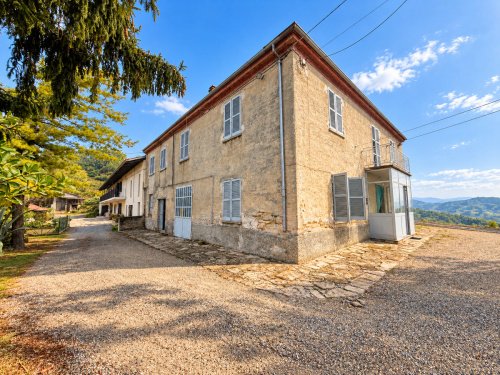 Casa a Bubbio