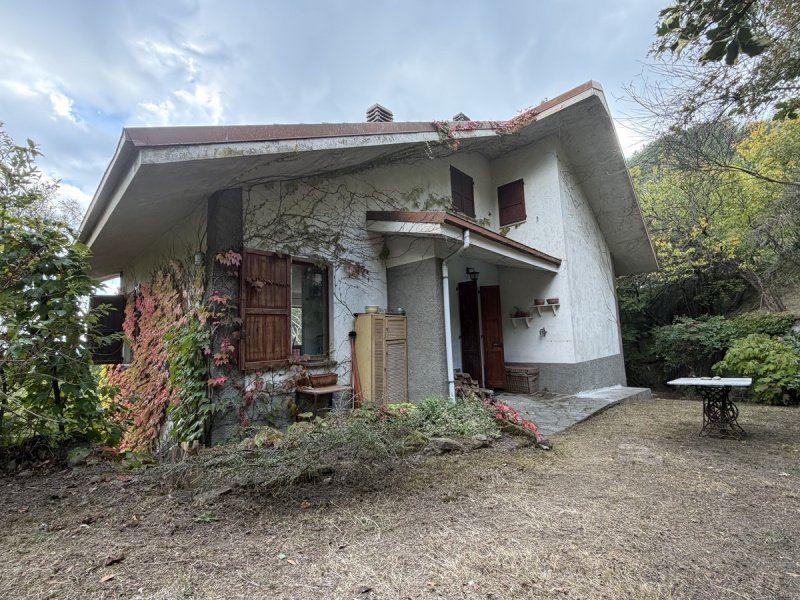 Casa em Castelletto d'Erro