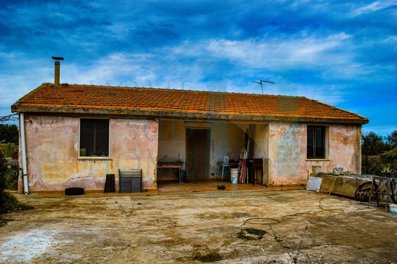 Casa de campo en Noto