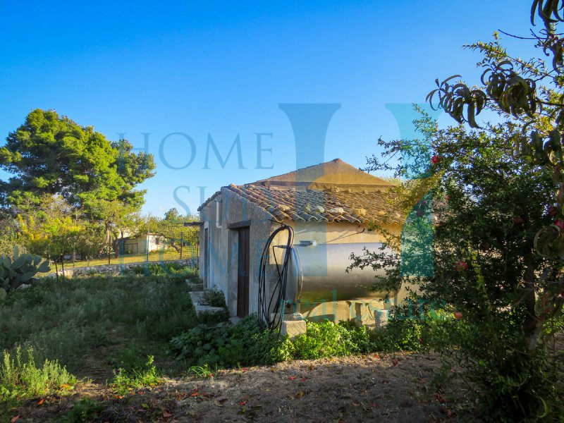 Cabaña en Noto