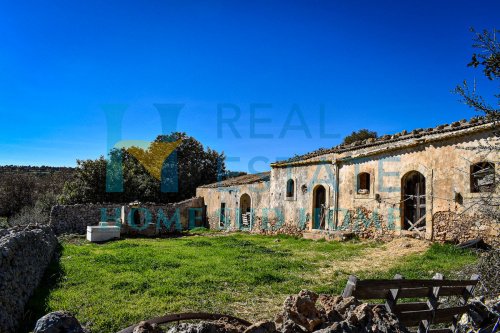 Country house in Palazzolo Acreide