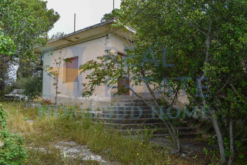 Country house in Noto