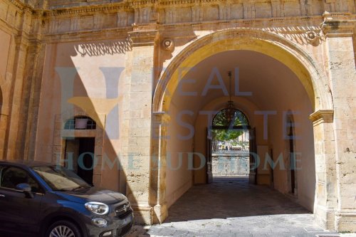 Steingebäude in Noto