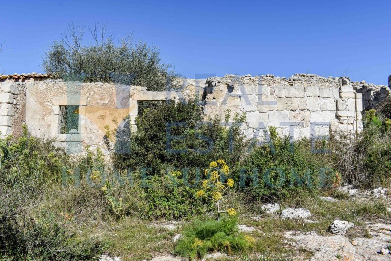 Huis op het platteland in Avola