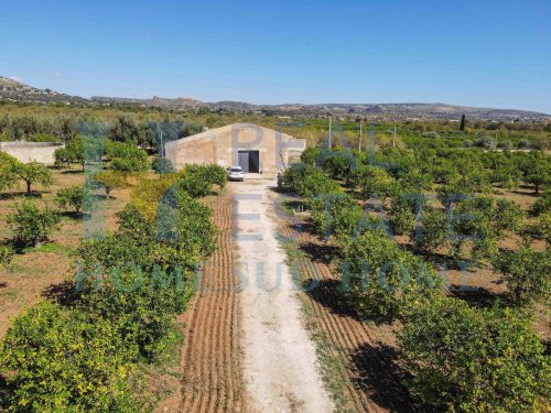 Maison de campagne à Noto