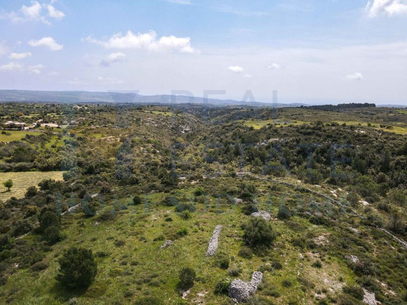Terrain à bâtir à Noto