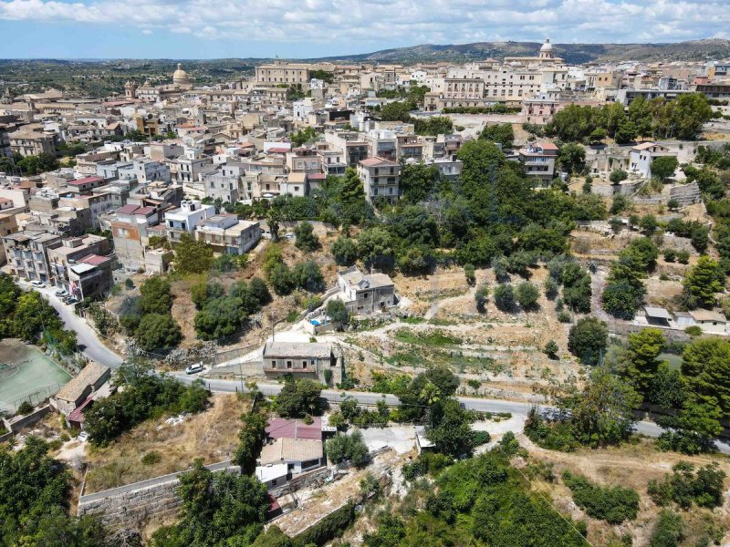 Huis op het platteland in Noto