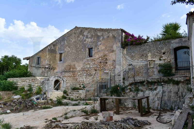 Finca en Noto
