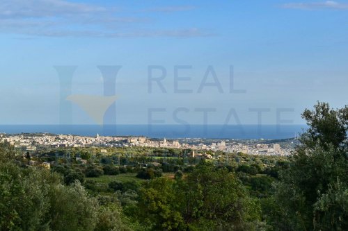 Terrain à bâtir à Noto