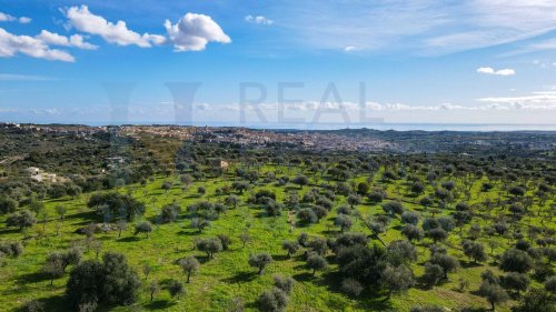 Terreno edificable en Noto