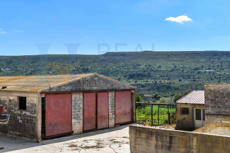 Farmhouse in Ragusa