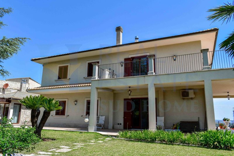 Moradia em Canicattini Bagni