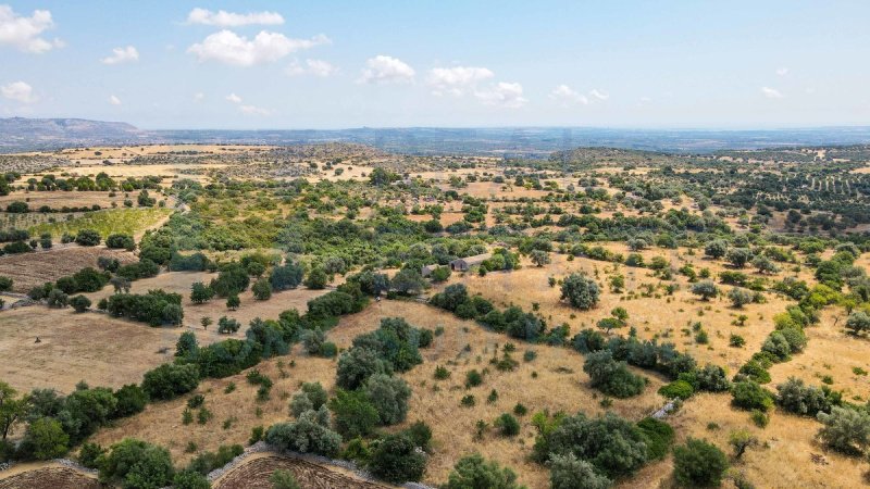 Terreno edificable en Canicattini Bagni