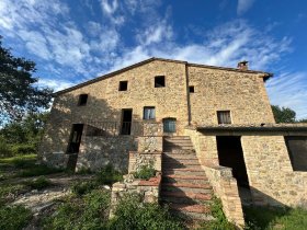Farmhouse in Casole d'Elsa