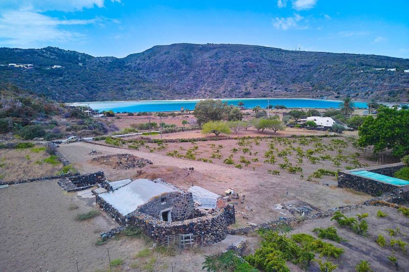 Steingebäude in Pantelleria