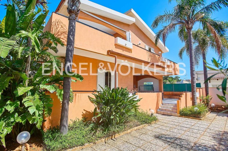 Vrijstaande woning in Marsala