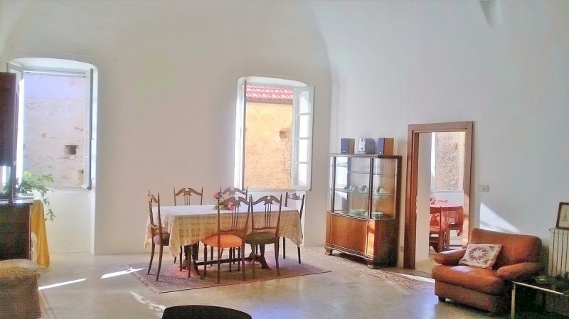 Self-contained apartment in Imperia