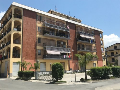 Lägenhet i Cetraro