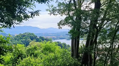 Casa di campagna a Arona