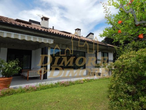 Villa in Maccagno con Pino e Veddasca