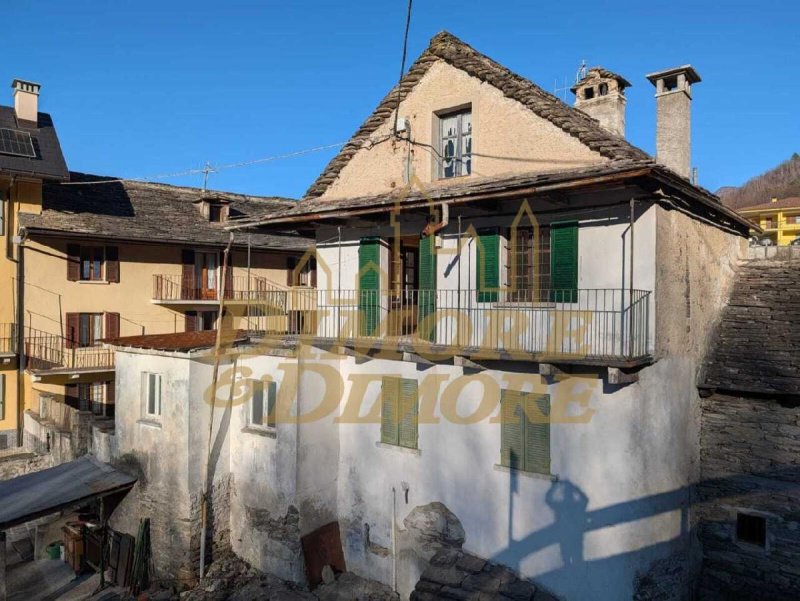 Villa a Beura-Cardezza