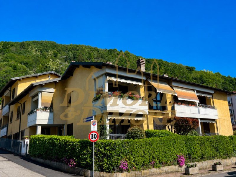 Appartamento a Maccagno con Pino e Veddasca