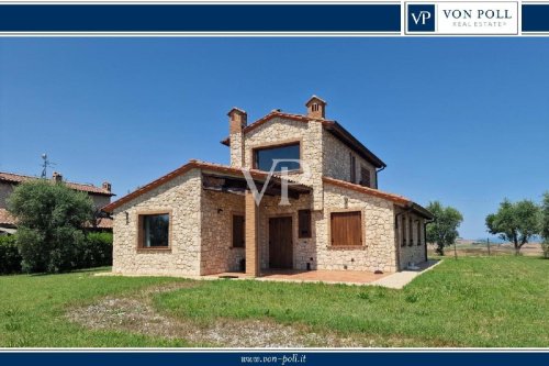 Villa in Volterra