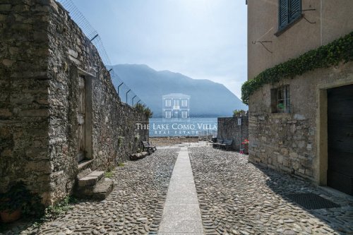 Teto/Chão em Sala Comacina