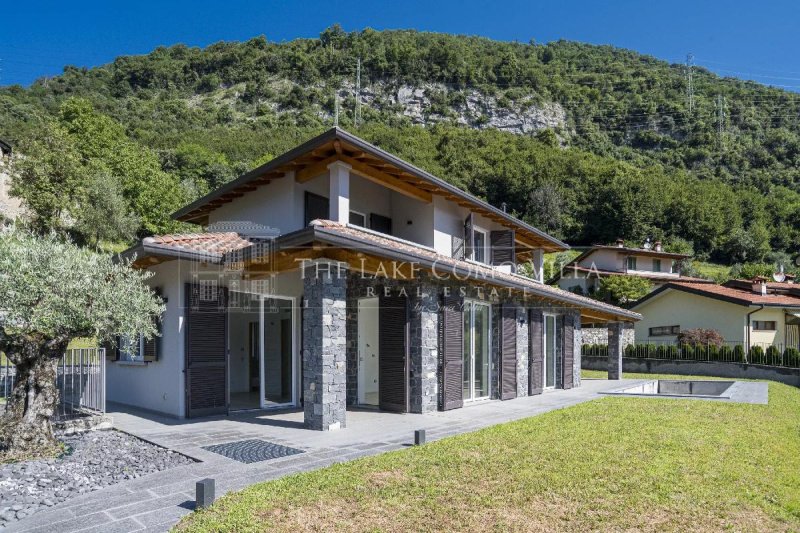 Moradia em Tremezzina
