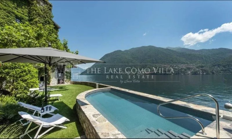 Villa a Brienno