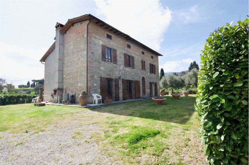 Farmhouse in Cetona