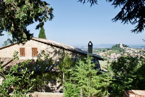 Klein huisje op het platteland in Sarteano