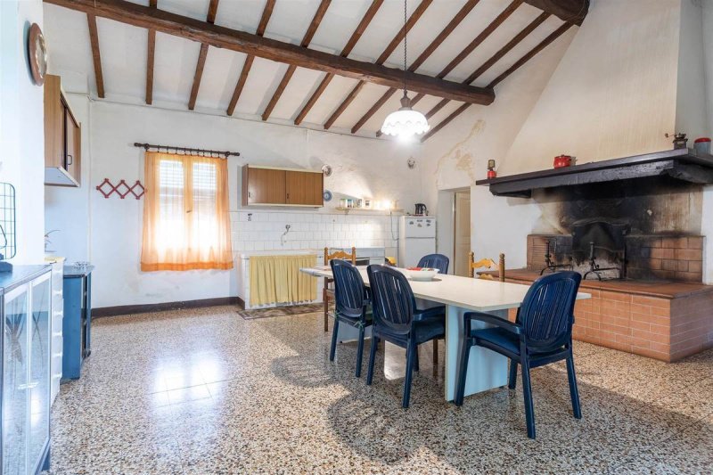 Farmhouse in Casciana Terme Lari