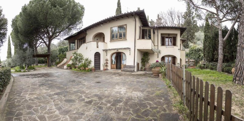 4 Bedrooms Villa for sale in Prato [732001] | Gate-away®