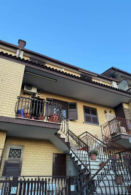 蒙特罗通多公寓