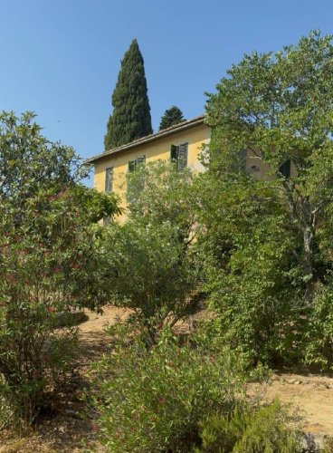 Отдельно стоящий дом в Бучине