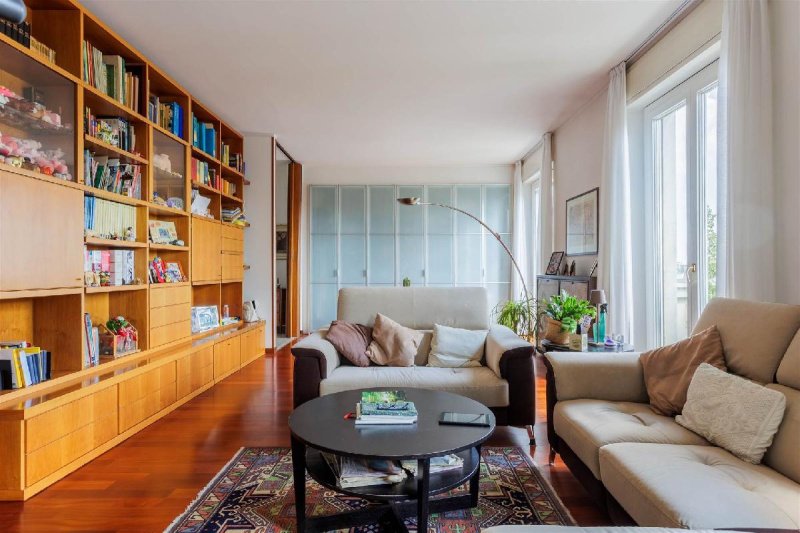 Apartamento em Milão