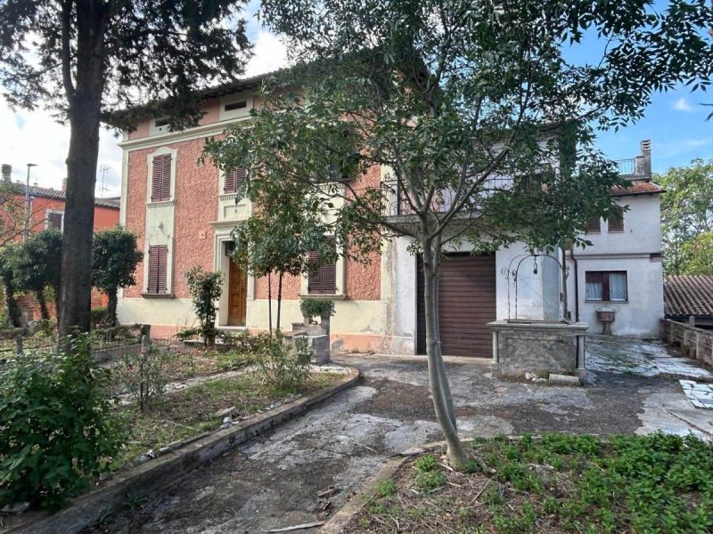 Villa en Foligno