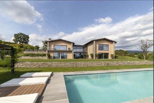 Villa in Scarperia e San Piero