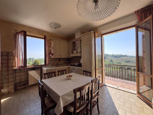 Casa indipendente a Mondavio