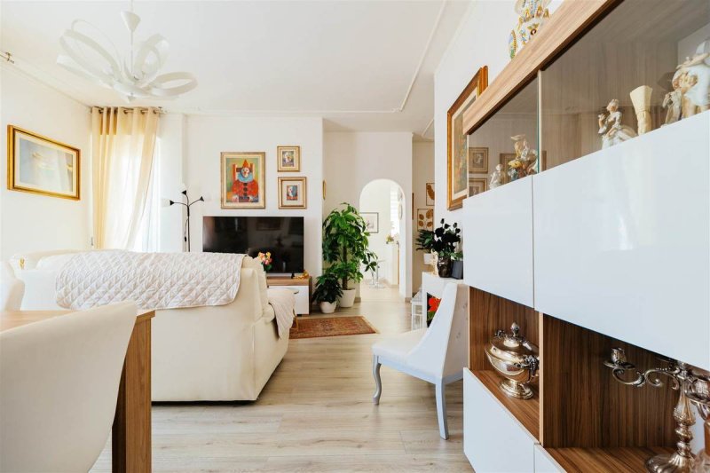 Apartamento en Falconara Marittima