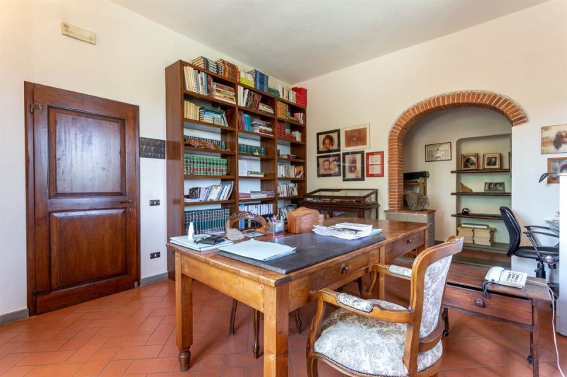Casa de labranza en Cerreto Guidi