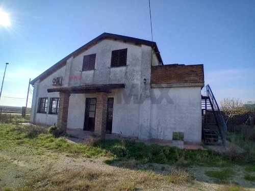 Half-vrijstaande woning in Lagosanto