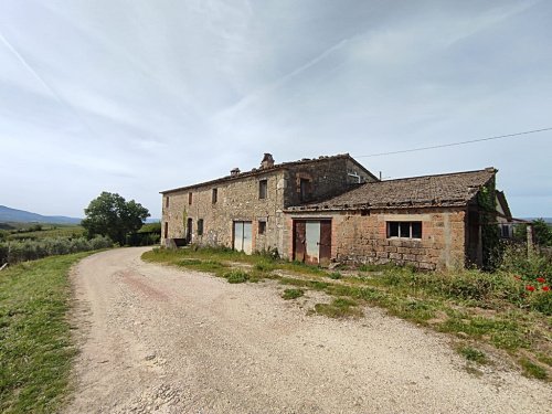 Farm in Montecchio