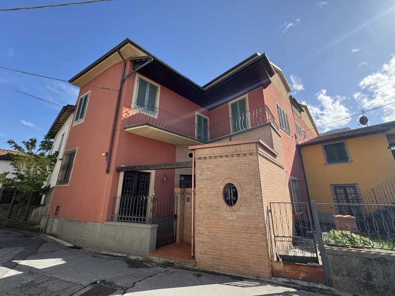 Casa geminada em Barga