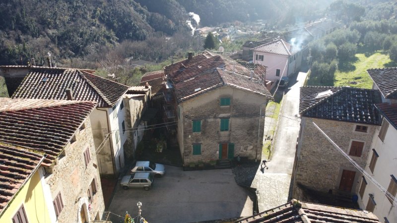 Casa geminada em Villa Basilica